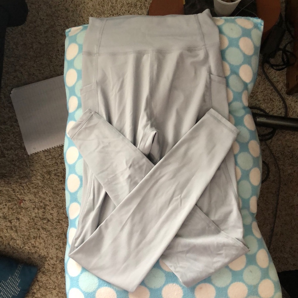 Alphalete alphalux leggings with side pocket